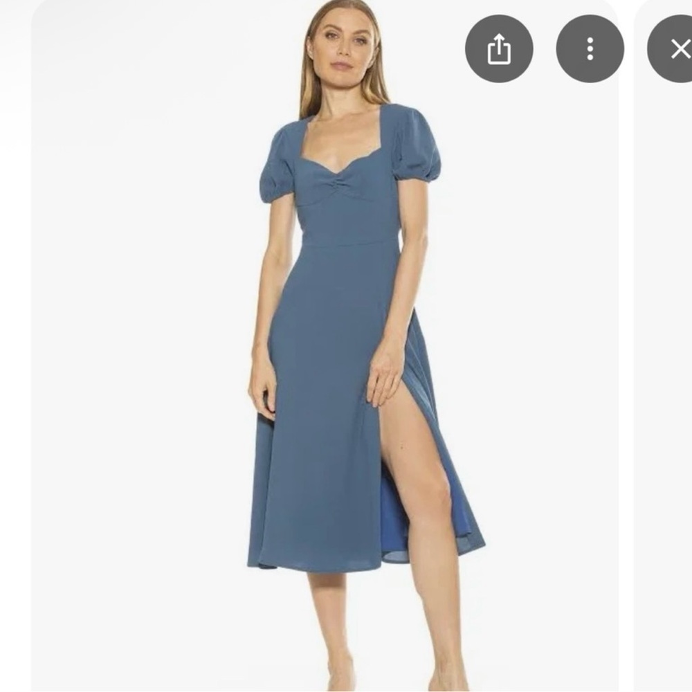 Women's ALEXIA ADMOR Gracie Sweetheart Blue Midi Dres (size 8)
